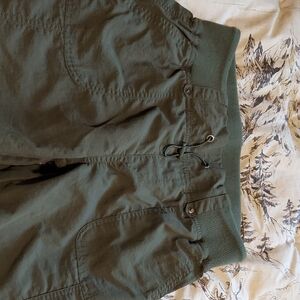 Green High-Waisted Jogger Pants